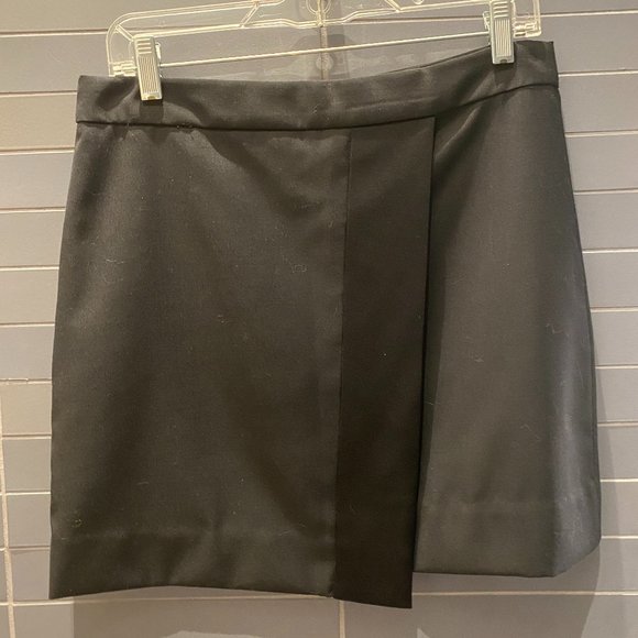 J. Crew Tuxedo Stripe Mini, Size 6 - Picture 1 of 3